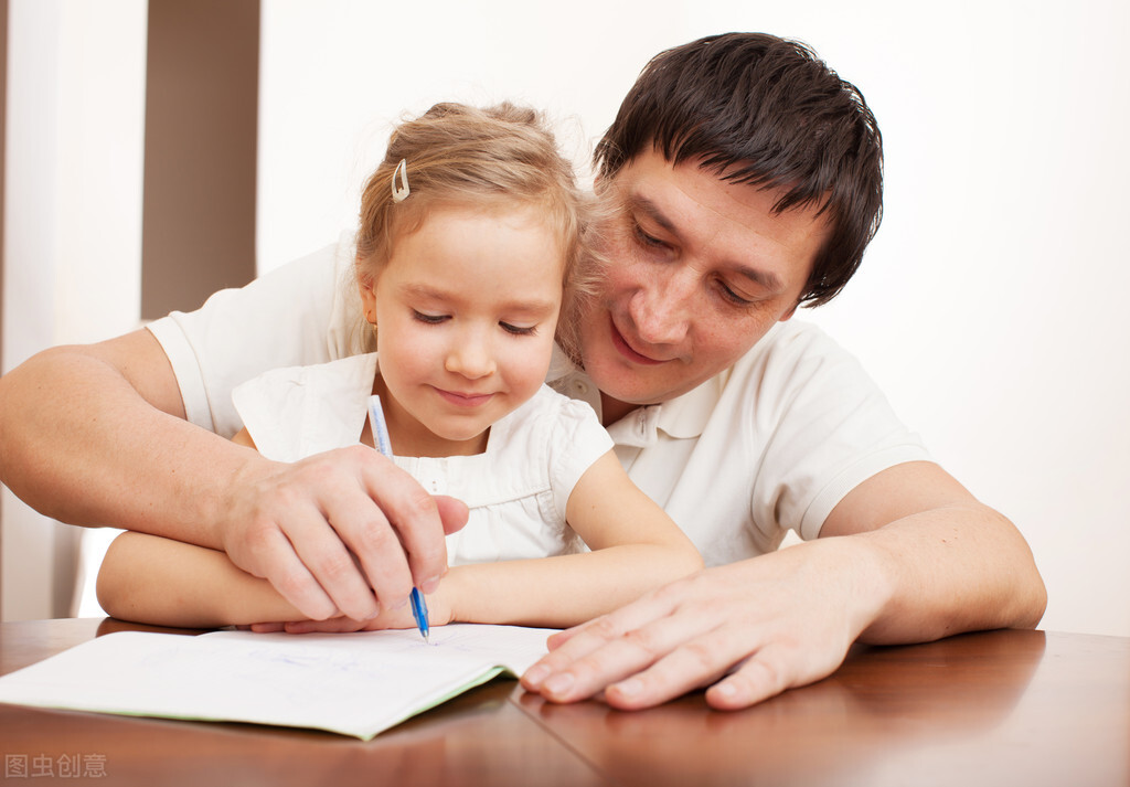 如何看待代沟1200字,家庭代沟