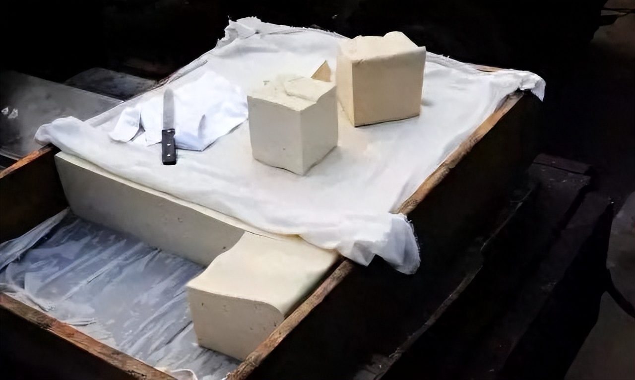 湖南，男子做半辈子豆腐，申请许可证却被拒绝，市监局：材料不全