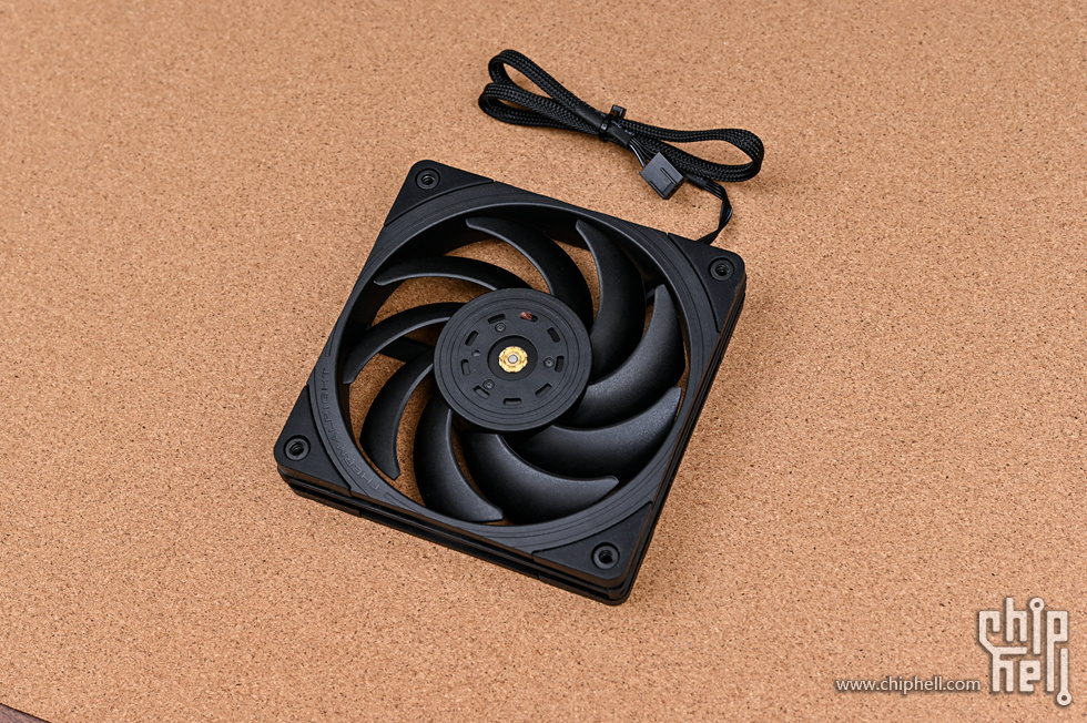 rogmaximusz790hero瑁呮満,rogz790darkhero瑁呮満