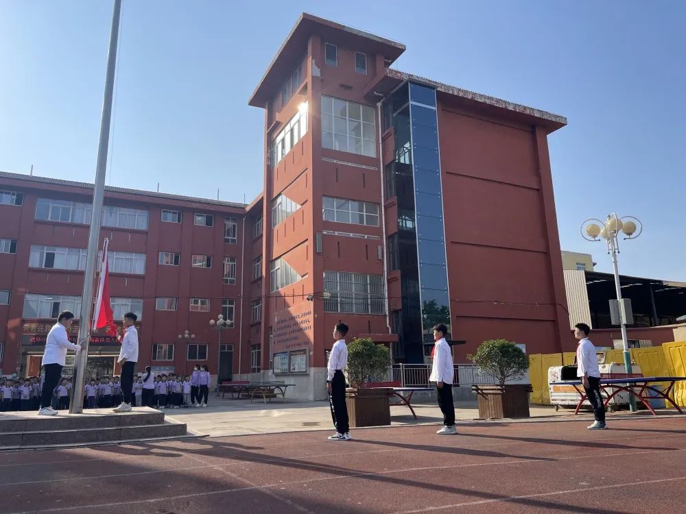 郑州航空港区外国语学校最新消息,郑州航空港区小学成绩排名