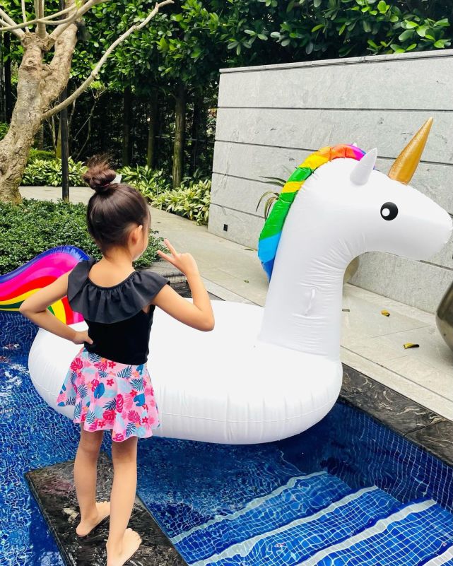 周杰伦发文庆祝与昆凌结婚七周年,周杰伦发文庆与昆凌结婚7周年