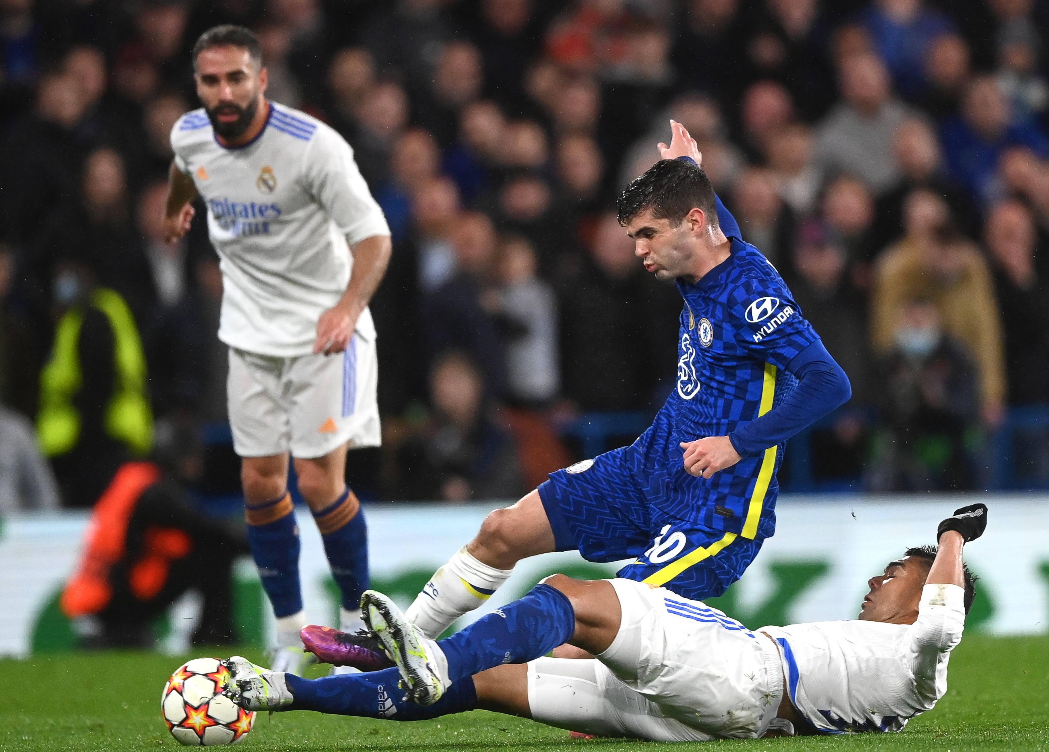 去意已决！蓝军大将自荐加盟AC米兰！顶薪免签6400万射手+中卫