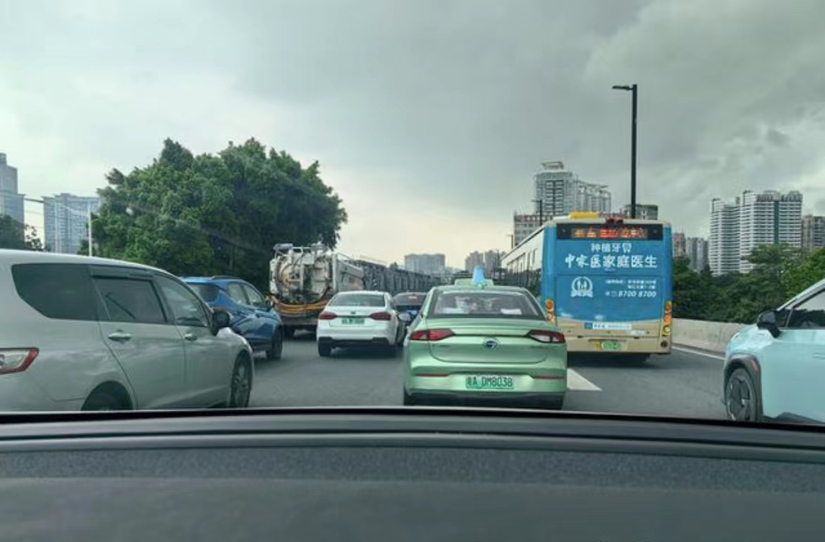 美国纽约拥堵费计费设施安装就绪,纽约交通拥堵费征收方案