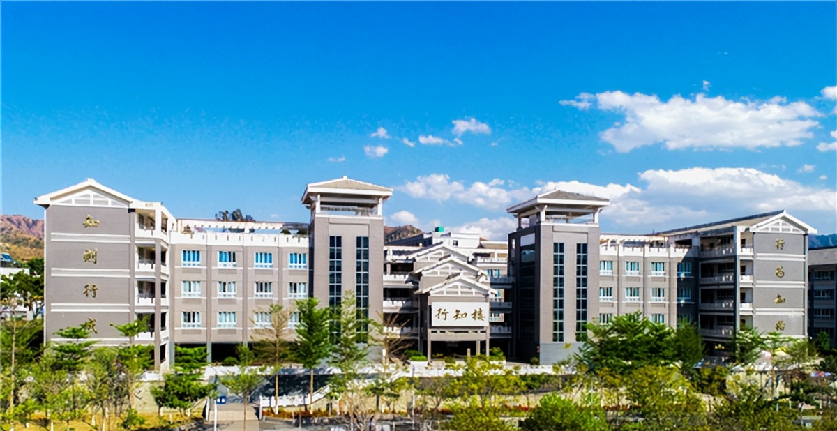 攀枝花家门口的好学校,攀枝花大河中学学校官网