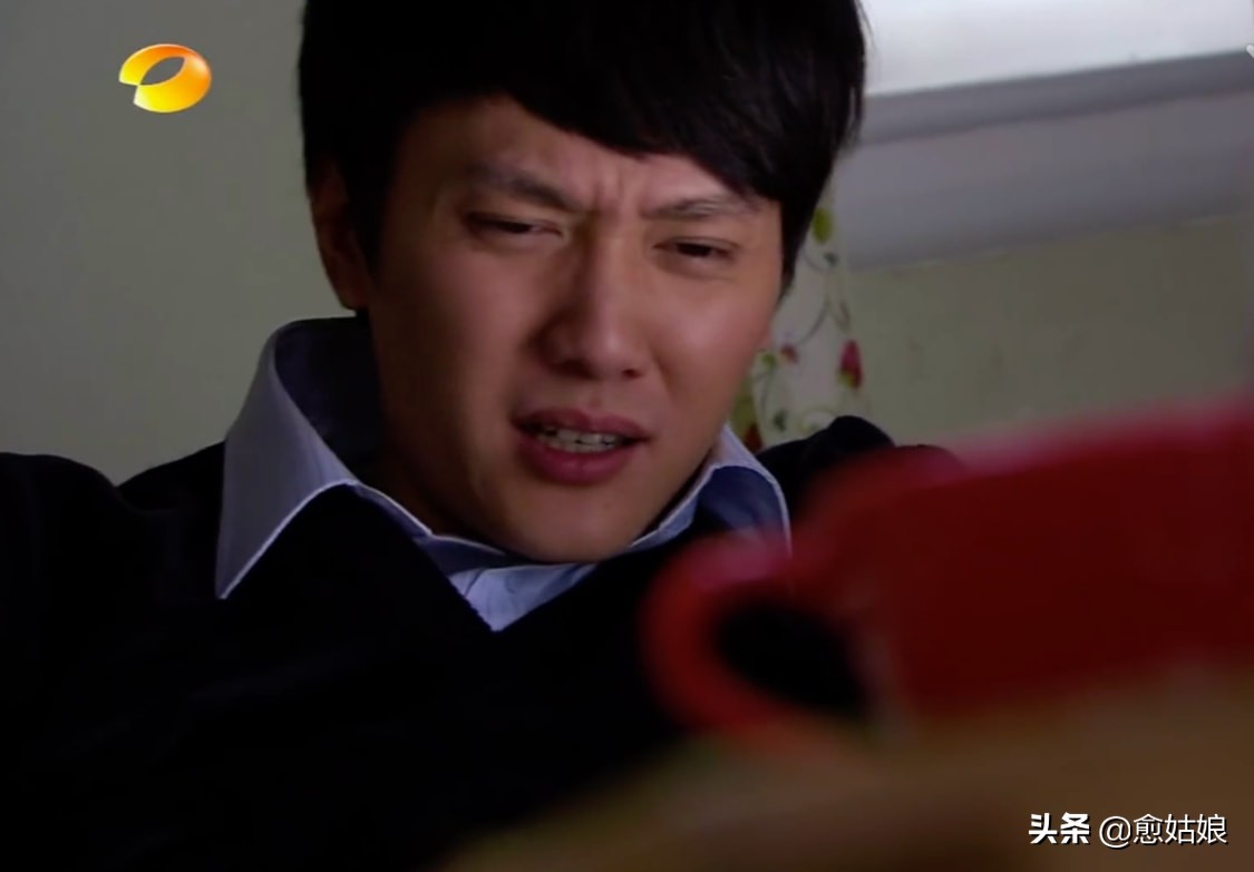 冯绍峰演技浮夸的图,冯绍峰出道以来的感情经历
