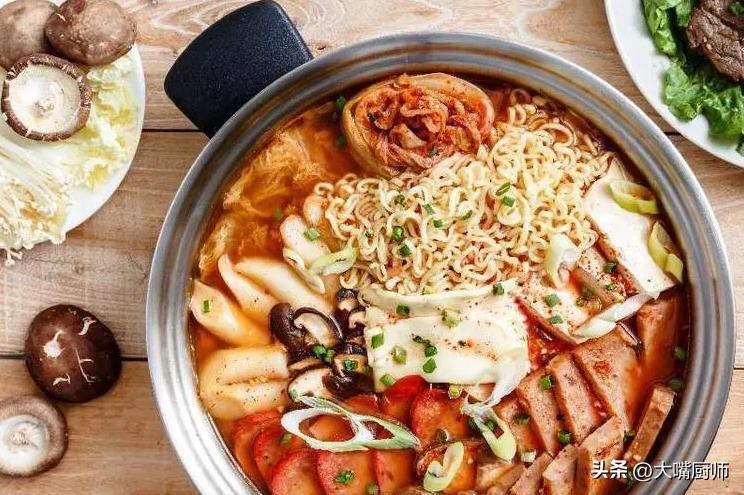韩国人吃中国火锅美食,韩国人吃中国火锅