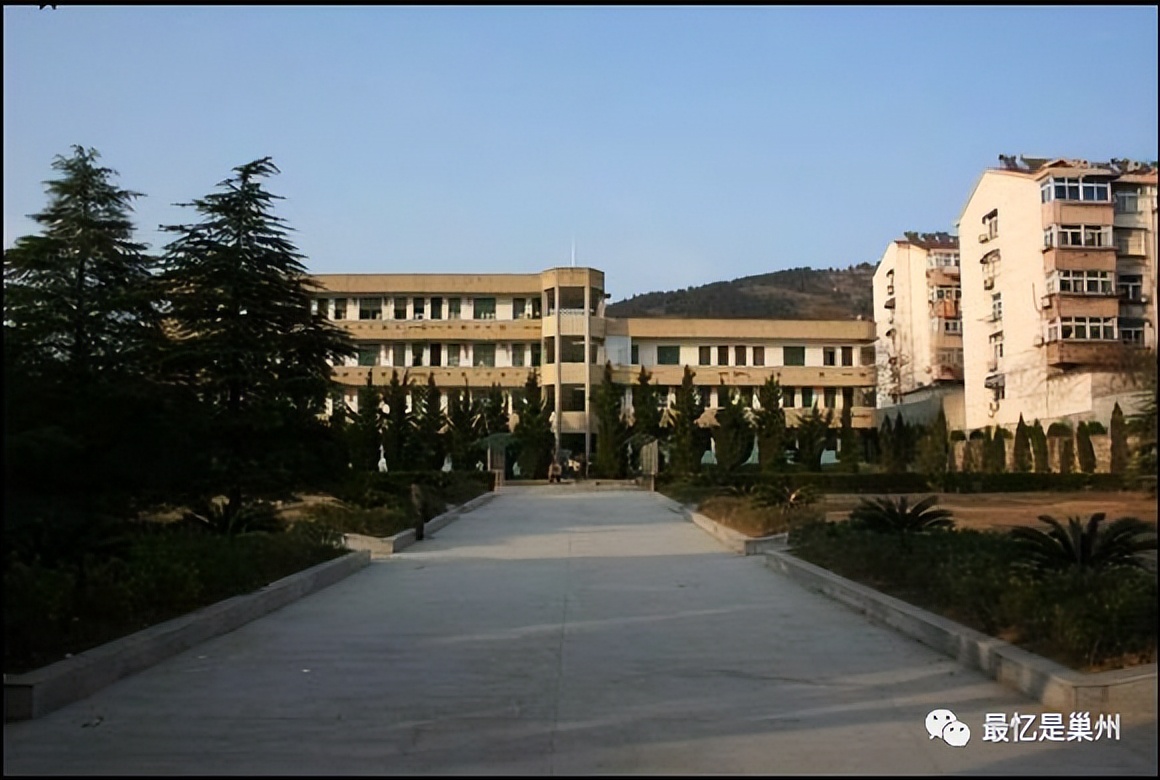 作别巢湖学院附中有感