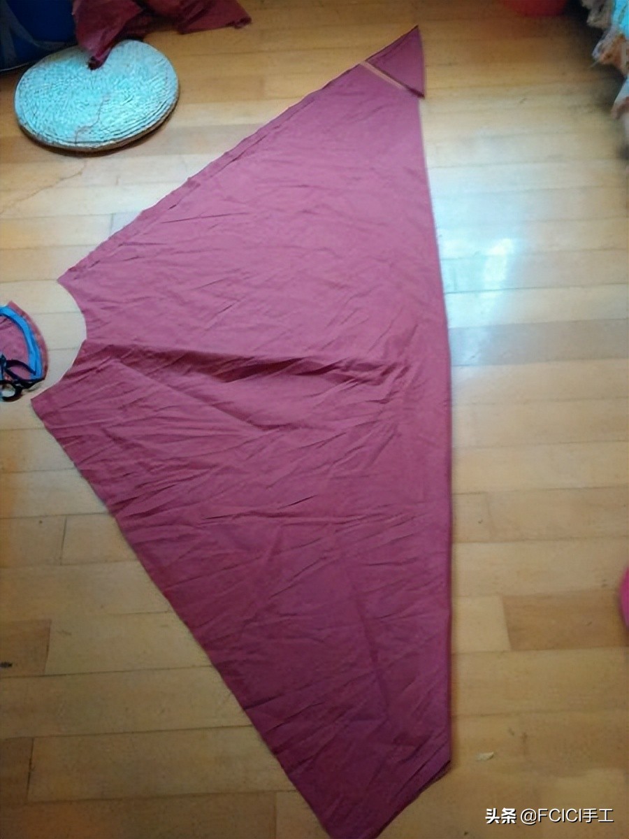 2岁女童灯笼裤的一片式裁剪图片,一片式灯笼裤裁剪视频图