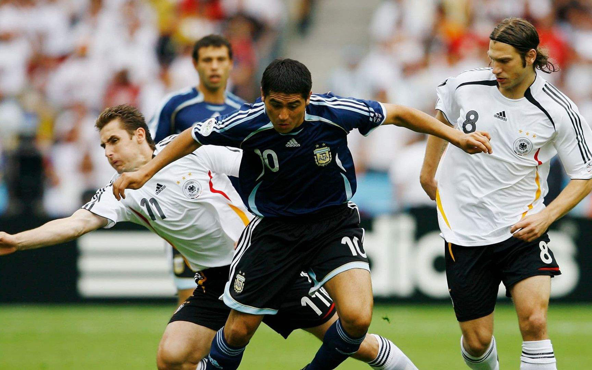 世界杯阿根廷德国点球大战莱曼,2006年世界杯阿根廷对德国图