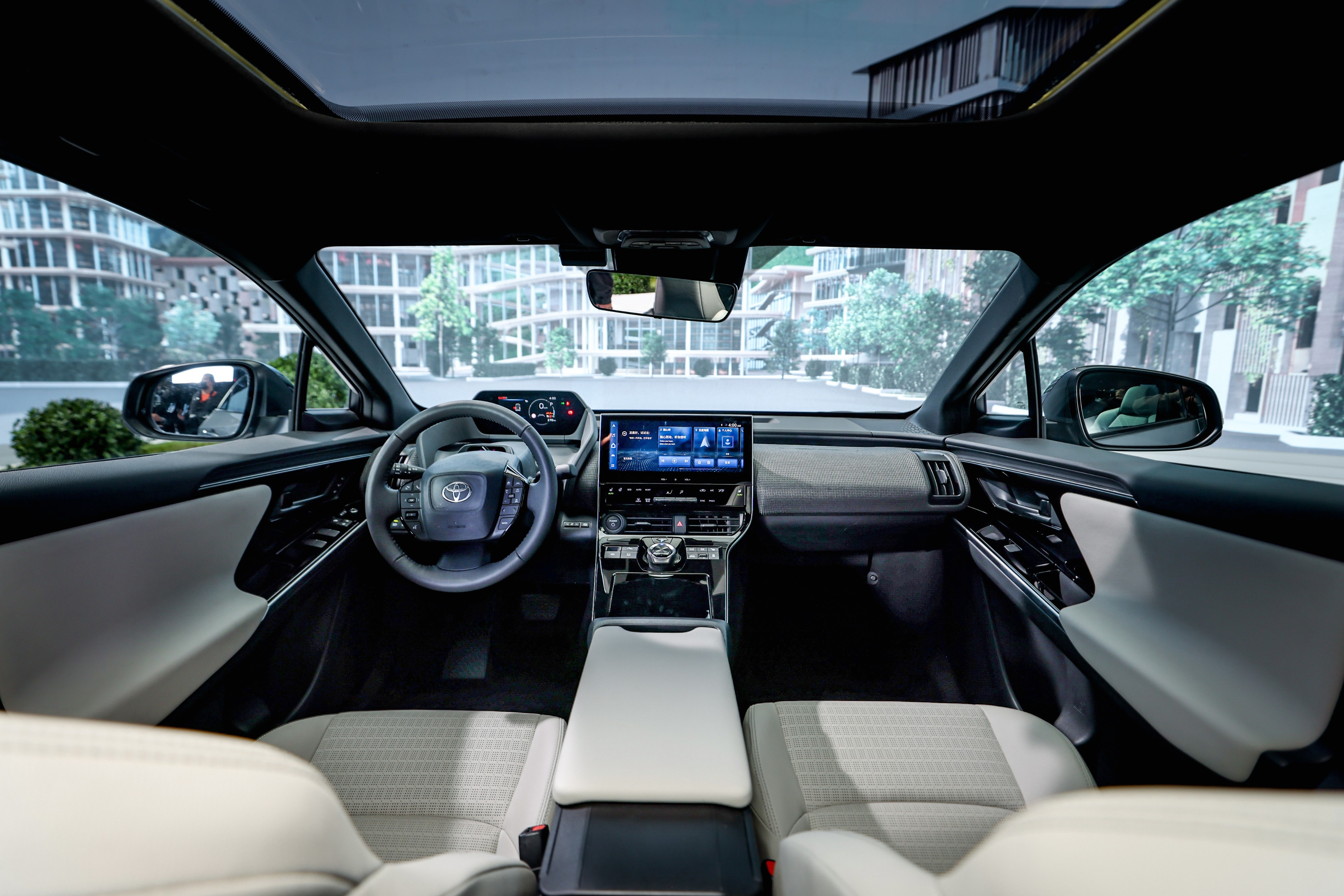 一汽丰田suv车型纯电,丰田纯电suvbz4x全球首发