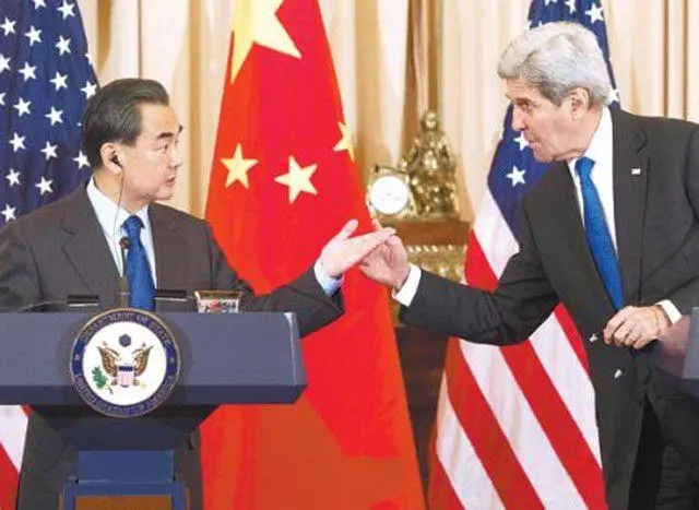 50万美军靠近中国，解放军两大动作亮明态度，冲突后果美承受不住