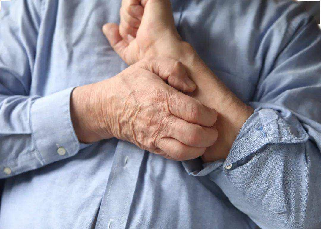 脑出血来临睡觉先知,脑出血睡觉出现三个异常