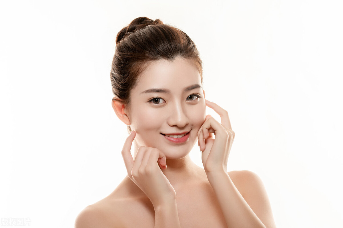 恋爱中怎么判断对方是真心的,在爱情中怎么让对方越来越喜欢你