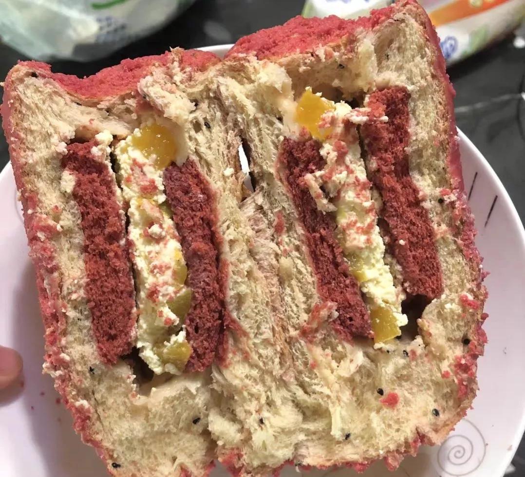 特别爱吃面包是什么原因,特别爱吃面包是什么体验