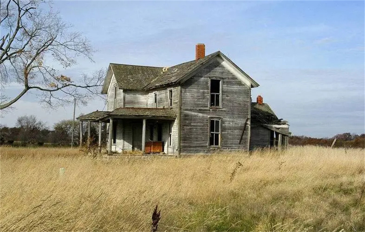 城市户口的子女能继承农村土地吗,城市户口的子女能继承农村老宅吗