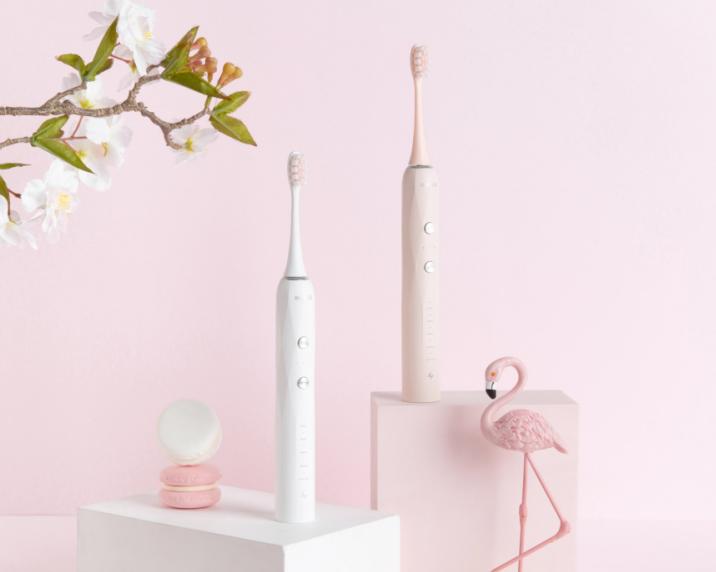 圣诞节礼物送男生电动牙刷,男生圣诞节礼物推荐送什么