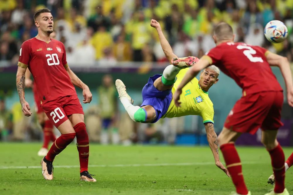 巴西奢石黑金,巴西奢石蓝色