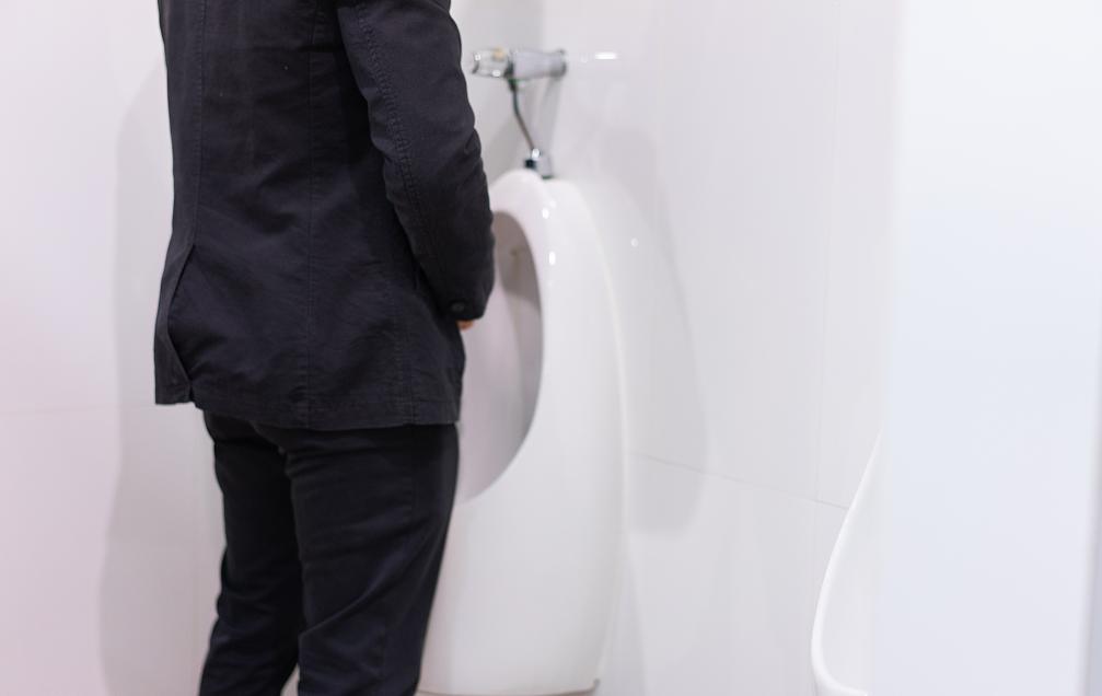 尿路感染反复发作去哪里就医,发现有尿路感染吃什么药好