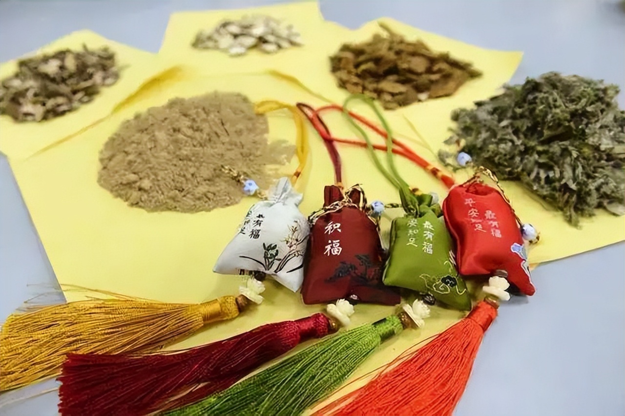 专家点评最新小儿感冒,西医如何判断小儿感冒类型