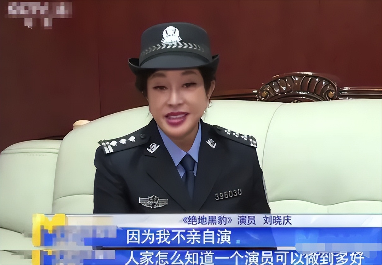 明明“徐娘半老”，却非要“尬演少女”，这4位女明星脸不红吗？