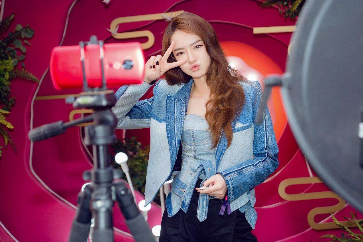 戚薇工作室回应售假,戚薇直播间商品是假的吗