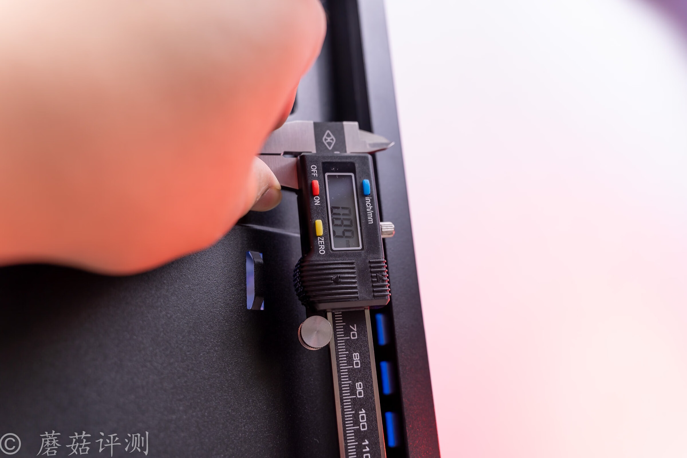 散热优秀，精致安静、德商德静界PUREBASE500FX中塔机箱体验评测