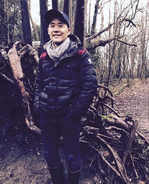 上万元加拿大鹅羽绒服网店仅售50,moncler经典款羽绒服