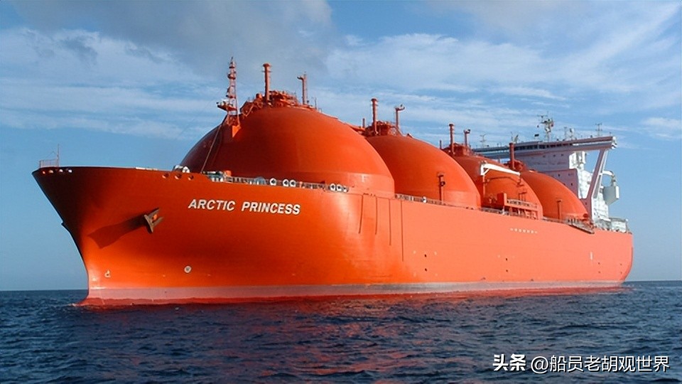 装载俄罗斯7万吨LNG价值4.2亿，中国建造全球顶级LNG船超越韩国？