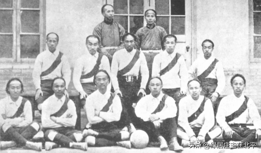 这场中英球赛，还拍成了大卖的老北京电影，周星驰也曾致敬过