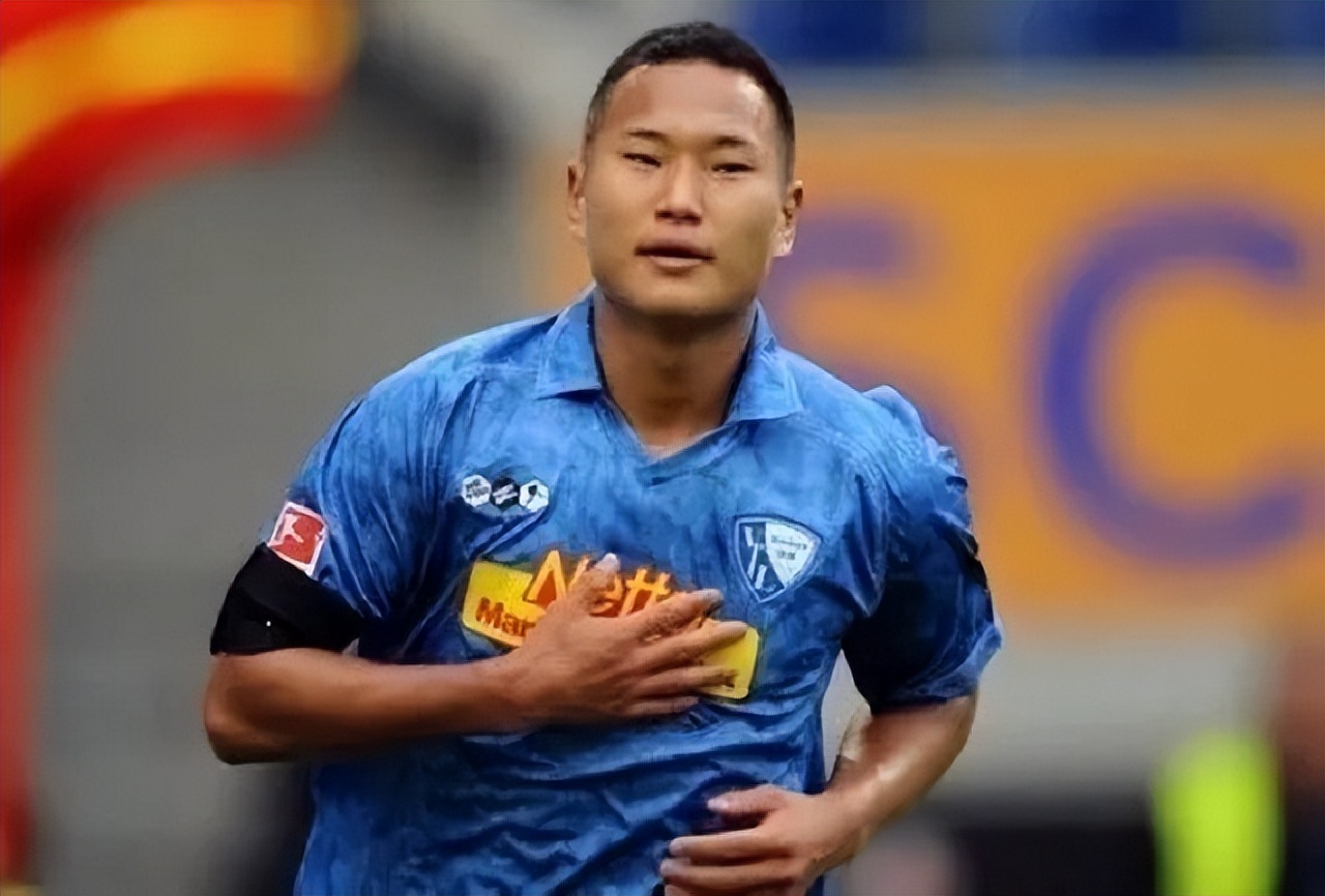 2010世界杯郑大世落泪,世界杯朝鲜队员郑大世为什么哭了