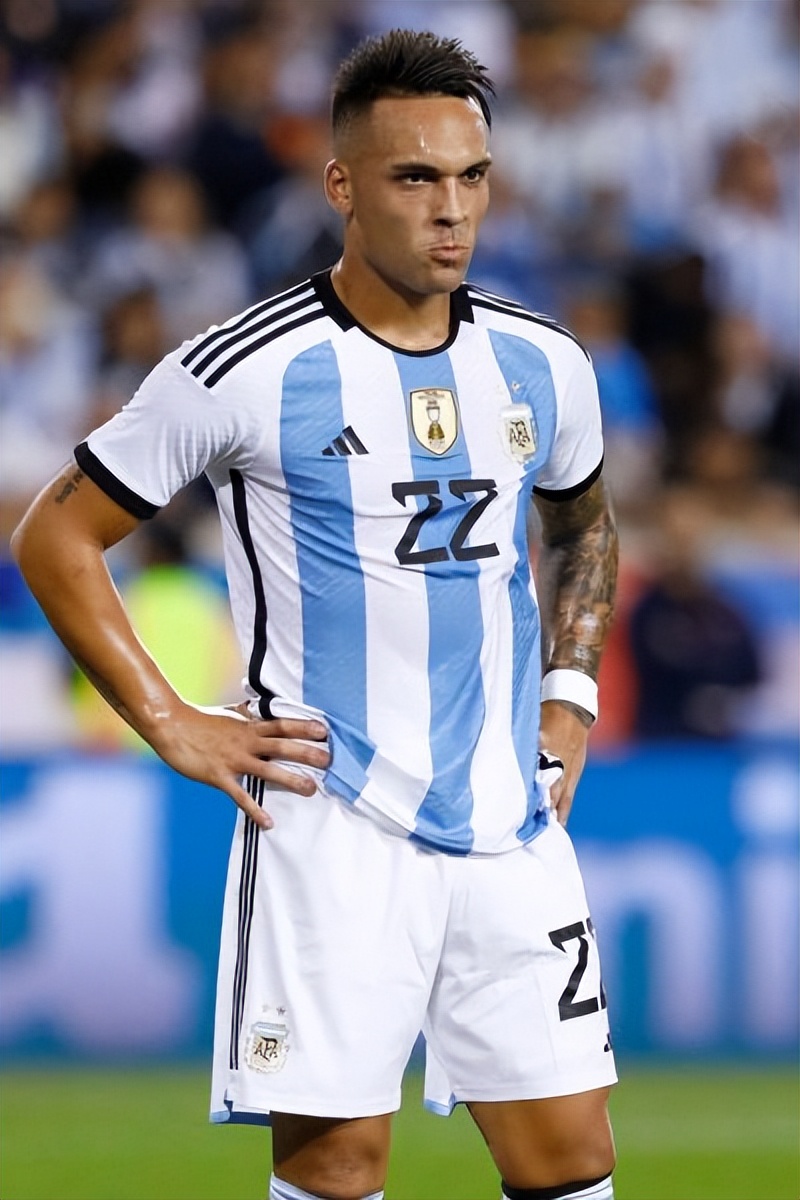 姆巴佩同期数据与梅西c罗对比,22年世界杯梅西和姆巴佩数据对比