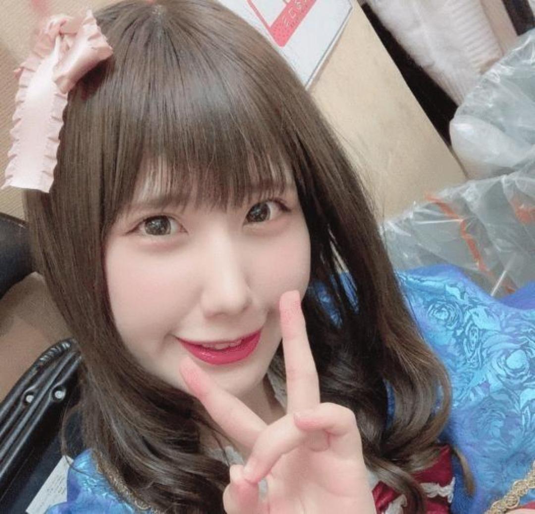 别在网上晒自拍，有只眼睛正盯着你