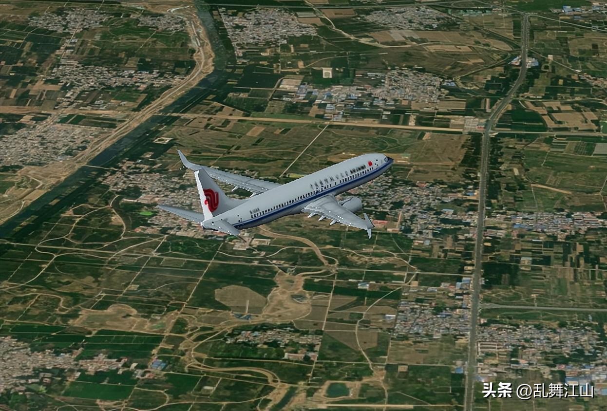 11月7日16点17分，一架从重庆飞往北京的飞机抵达河南新乡上空
