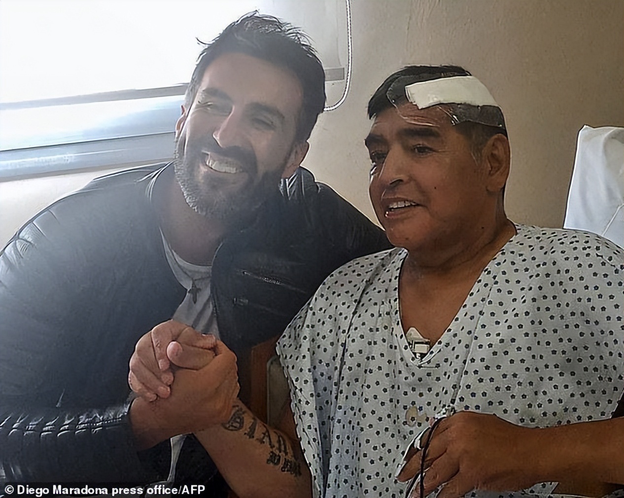 马拉多纳去世五点警示,马拉多纳病逝细节