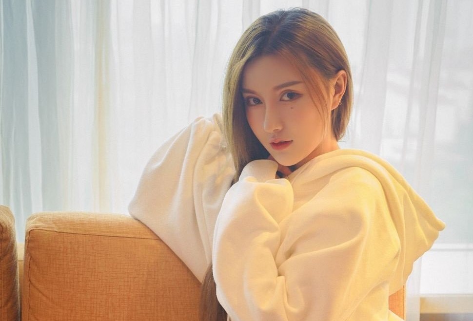 一般和女生聊天开场白怎么聊的,如何和女生聊天的开场白