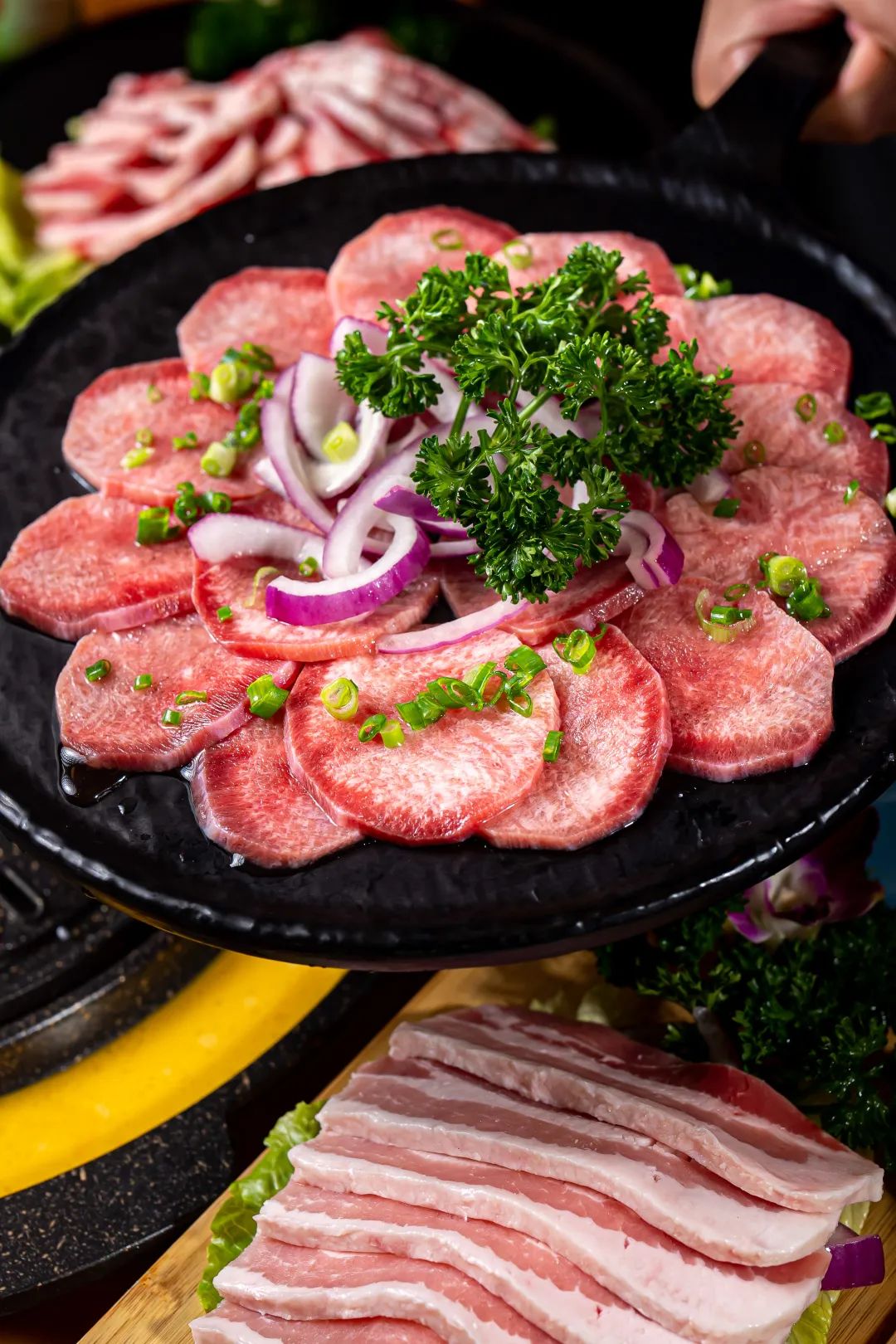 天河韩综同款「炭火烤肉」，一来就霸屏必吃榜