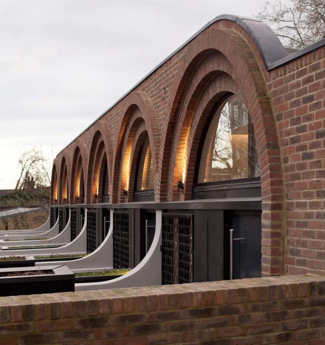 简单爱户型,红砖建筑特殊花样造型