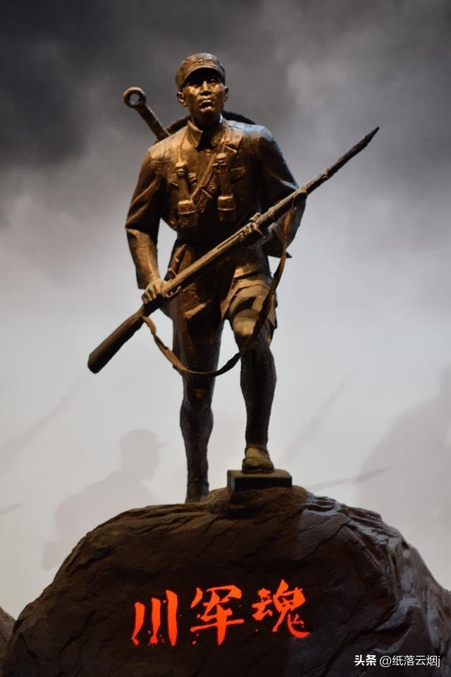 旷世奇缘：80岁老太再婚，新婚夜得知对方竟是失散60年的丈夫