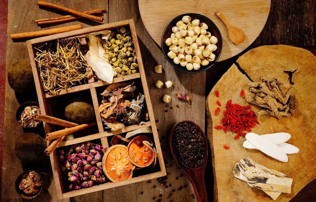 新冠药2980一盒好用吗,新冠特效药一盒2300元