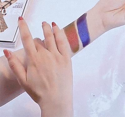 变色龙眼影大牌,银色变色龙眼影