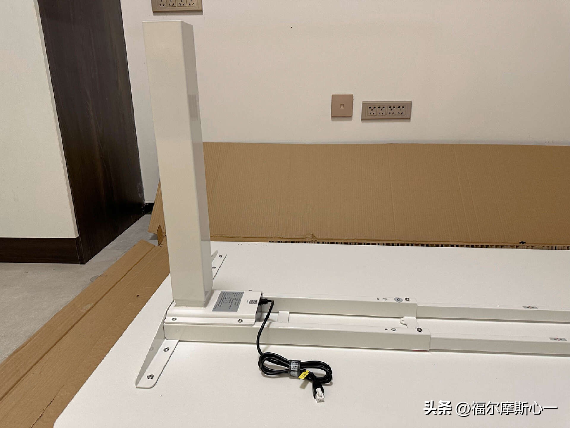 电脑桌改造视频教程,电脑桌面改造平民级桌搭