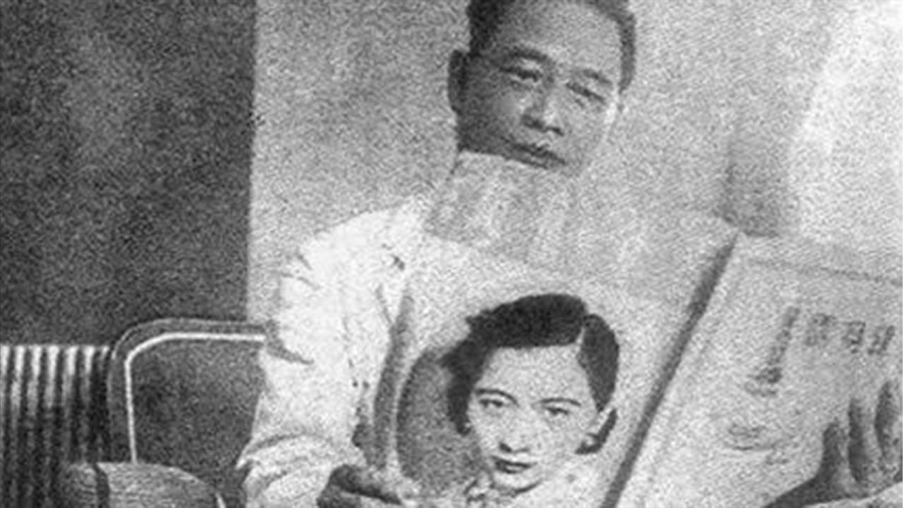 汪精卫炸开坟墓时的样子,汪精卫被炸掉的坟墓图片