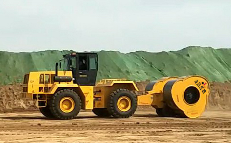 贵阳市梅花碾冲击式压路机租赁,梅花锤压路机二手