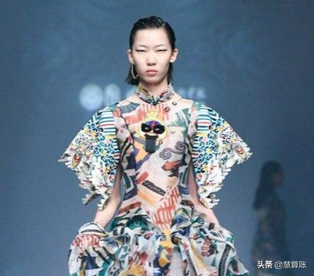 眯眯眼塌鼻梁,眯缝眼塌鼻梁大饼脸