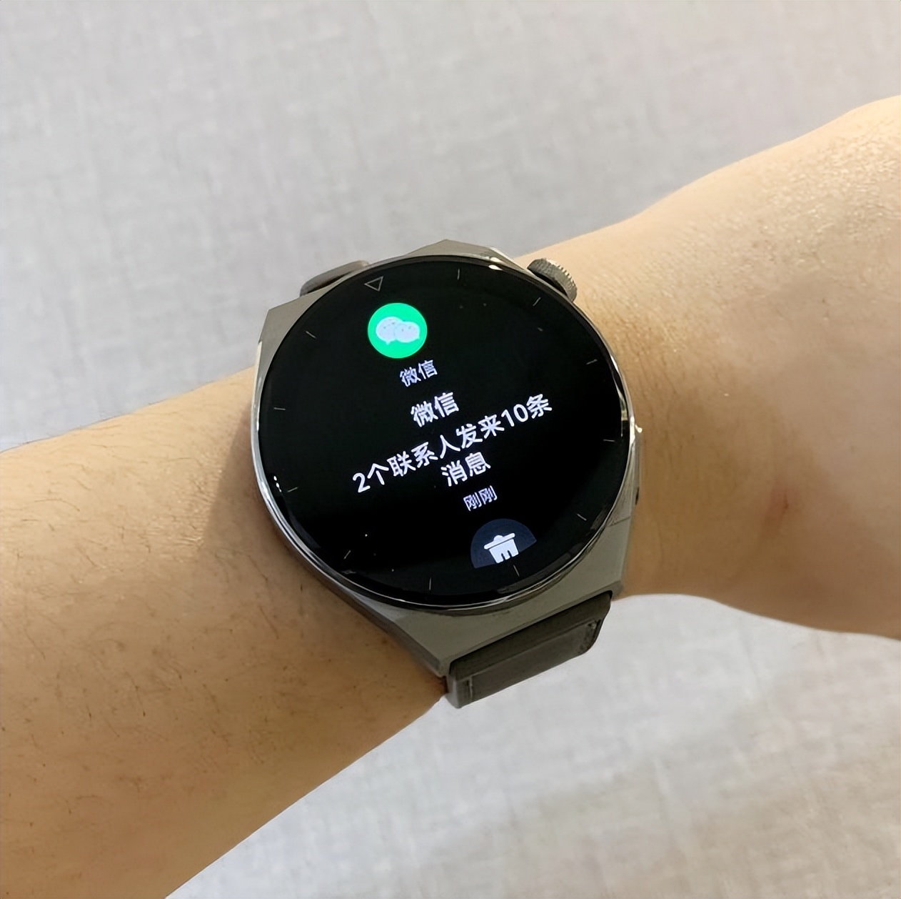 老年人用的智能手表都有什么功能,智能手表有哪些适合老人用的功能