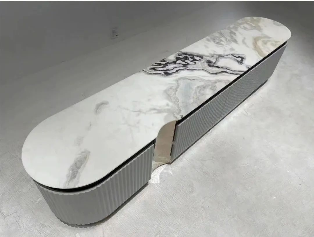 梅西同款芬迪白,梅西同款孔雀绿