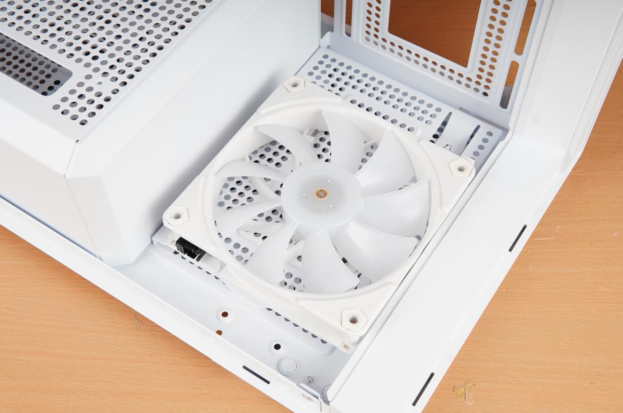 乔思伯d300和d301哪个好看,乔思伯d301和先马大境界对比