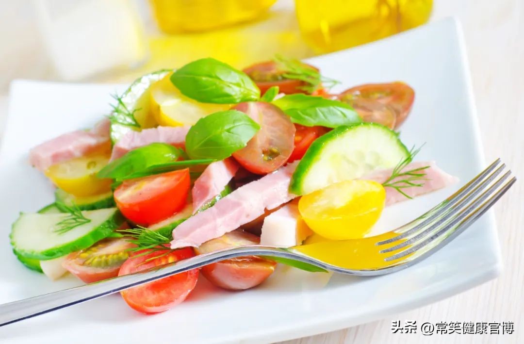 反流性食管炎反反复复怎么回事,反流性食管炎一直反复怎么办