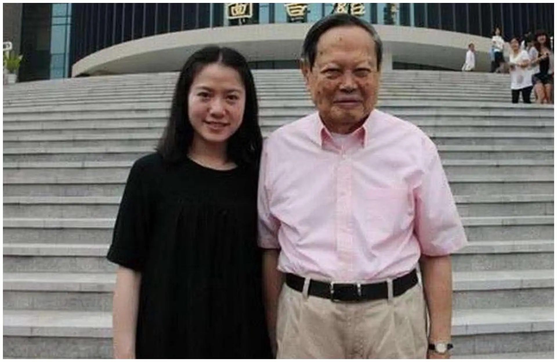 翁帆嫁给大自己54岁的杨振宁了吗,翁帆与杨振宁的婚姻生活曝光