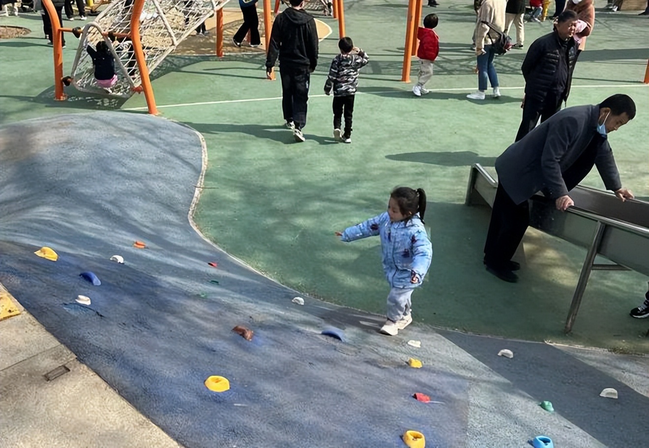 推荐一个遛娃避暑胜地,石景山遛娃宝地